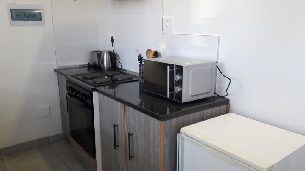 ווינדהוק Self-Catering Studio, Unit 6 On Krupp מראה חיצוני תמונה